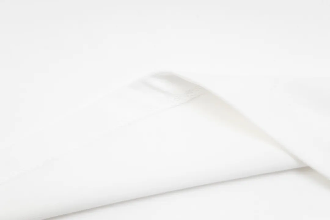 【 Quality】 Arc’teryx 𝟮𝟰𝘀𝘀 Logo T ， ， ， OS g 100% Quality ： ：White Black Size：XS S M L